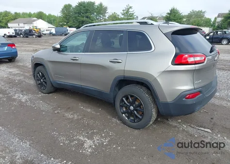 2017 Jeep Cherokee Latitude 4X4 from USA, damaged, VIN 1C4PJMCB7HW588486
